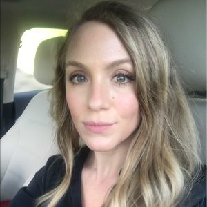 Meet your Posher, Valerie